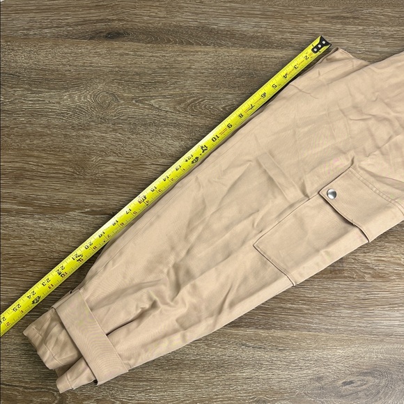 Express Beige Tie-Waist Cargo Pants | Size 0 Regular | NWT - Picture 12 of 12